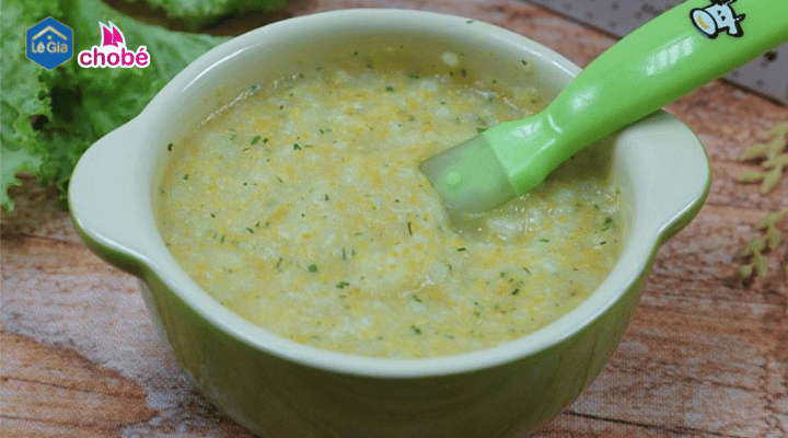 Cháo lươn rất bổ dưỡng nên kết hợp cùng các loại rau như: mồng tơi, rau ngót,... để dễ tiêu 